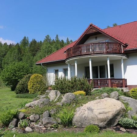 Pokoje Goscinne Dolina Czerwienia Przesieka Exterior foto