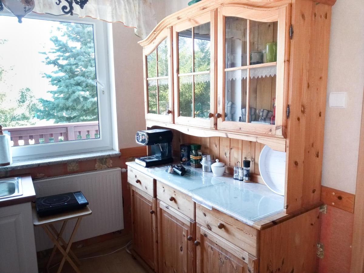 Pokoje Goscinne Dolina Czerwienia Przesieka Exterior foto