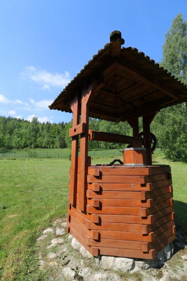 Pokoje Goscinne Dolina Czerwienia Przesieka Exterior foto